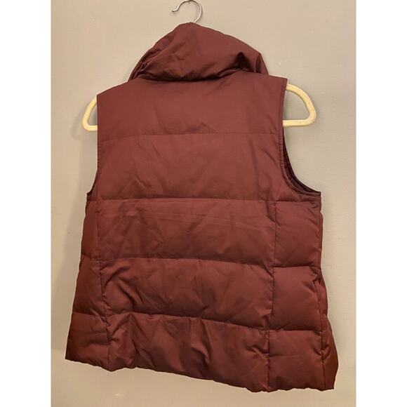 J. Jill Womens Size XS Burgundy Down Puffer Vest Snap Closure Great Condition - Picture 5 of 9